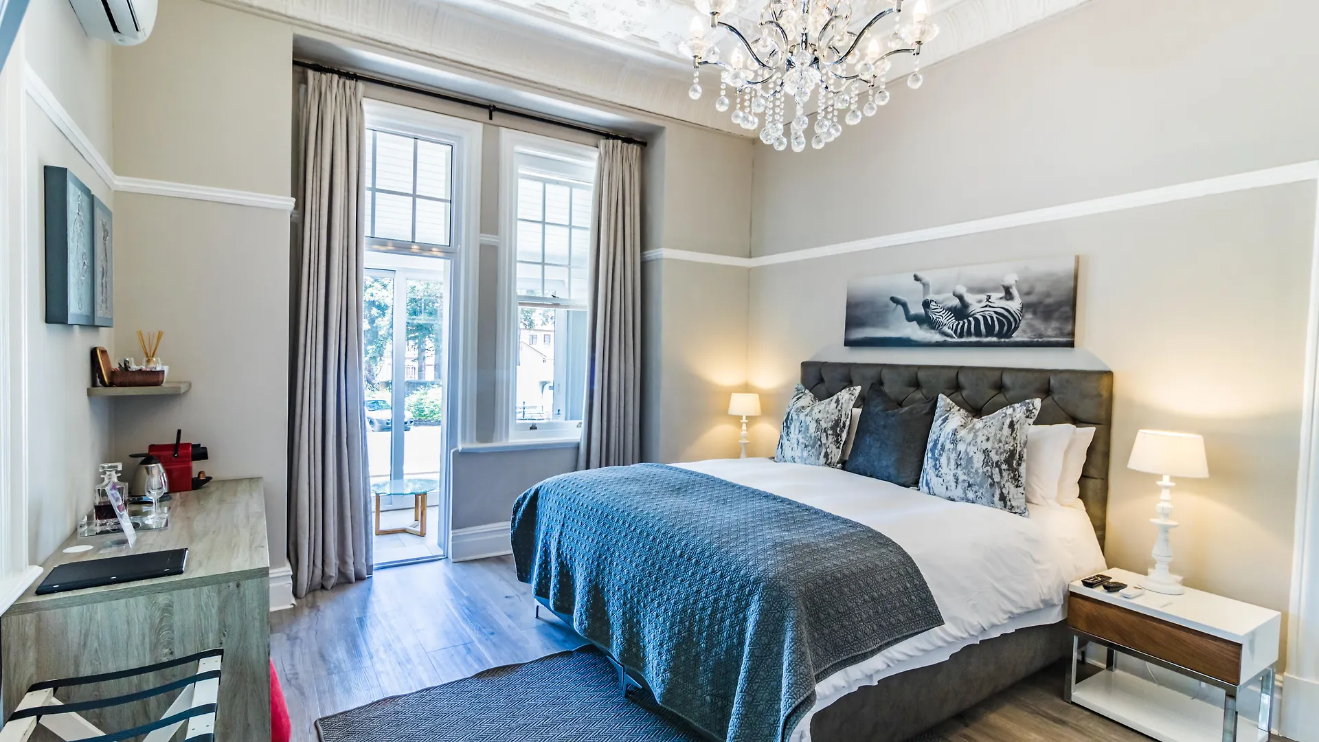 Otel Cloud No9 Guesthouse Gordonʼs Bay
